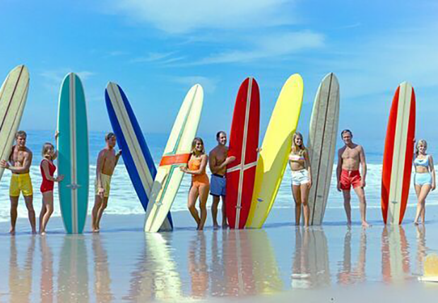 surfers-and-surfboards-1966-crop